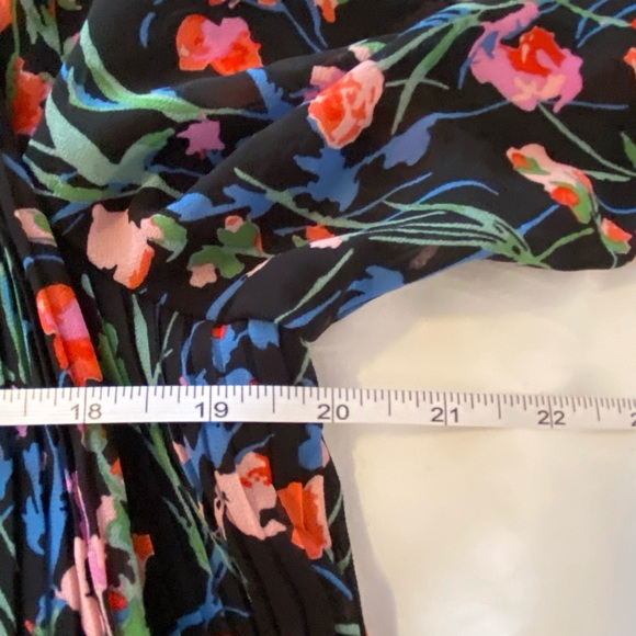 Zara Black Dress with Red and Green Floral Pattern - Picture 6 of 8